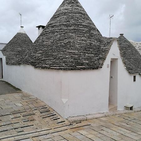Trullo Dell'Angolo Villa Alberobello Exterior photo